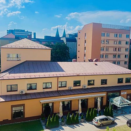 Hotel Piramida Maribor Dış mekan fotoğraf
