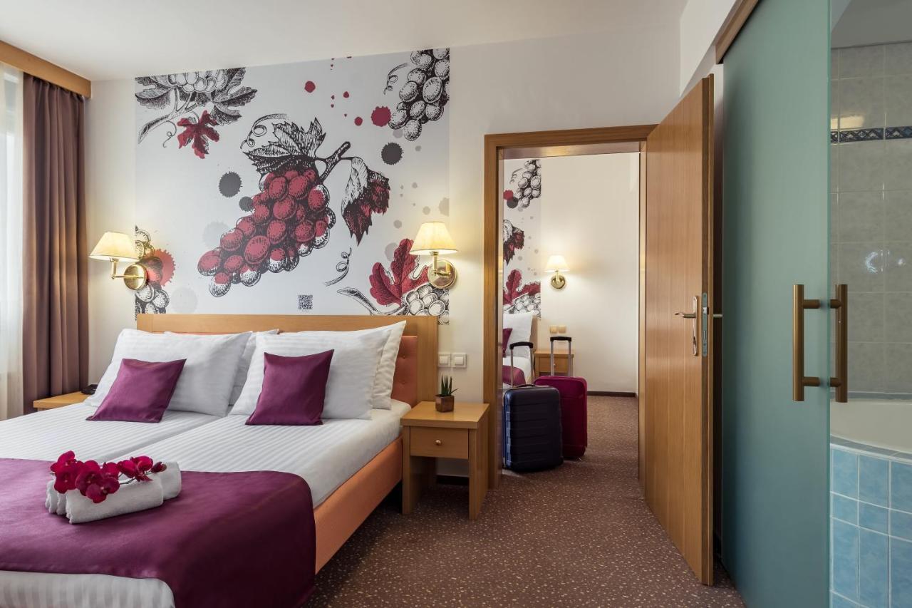 Hotel Piramida Maribor Dış mekan fotoğraf