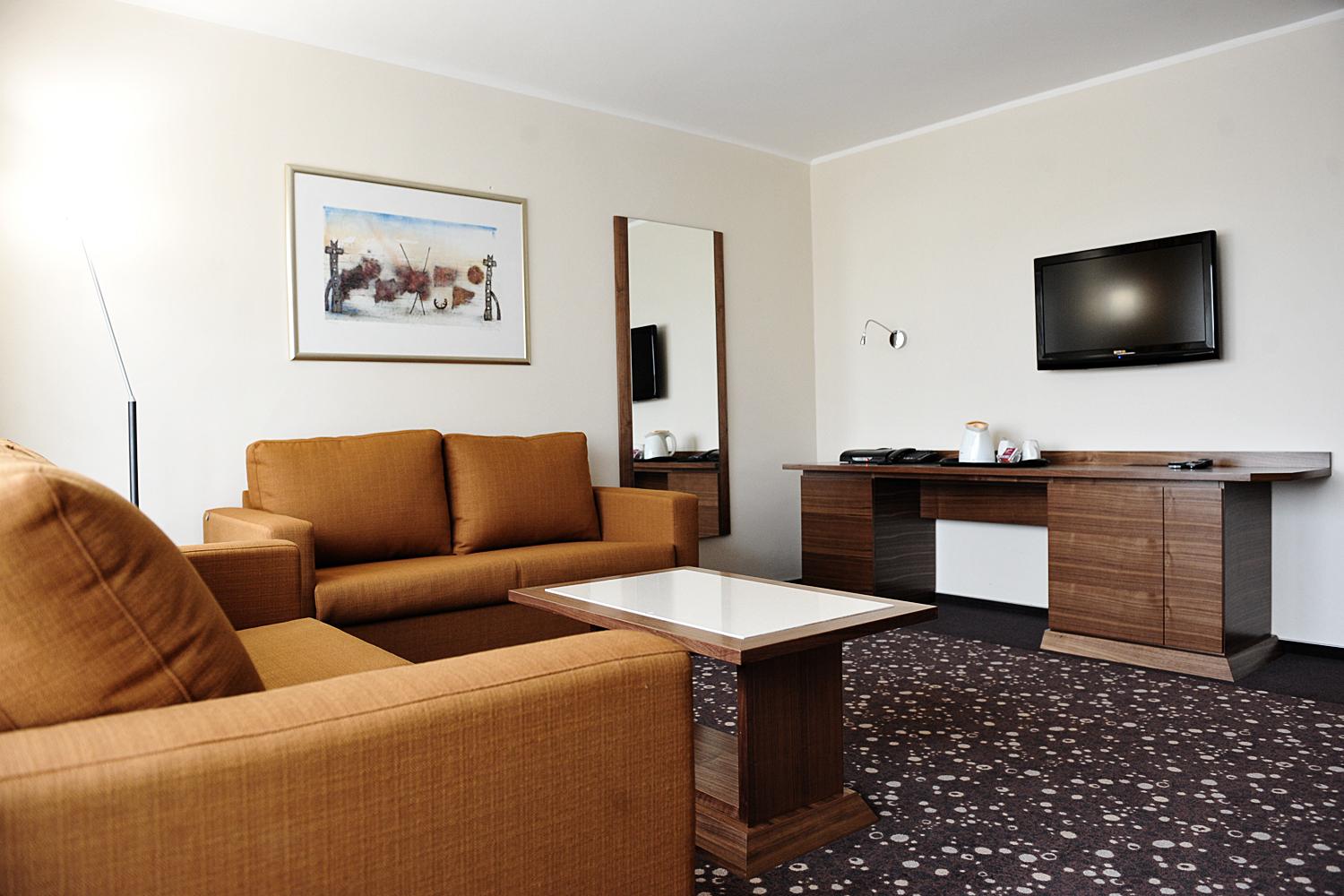 Hotel Piramida Maribor Oda fotoğraf