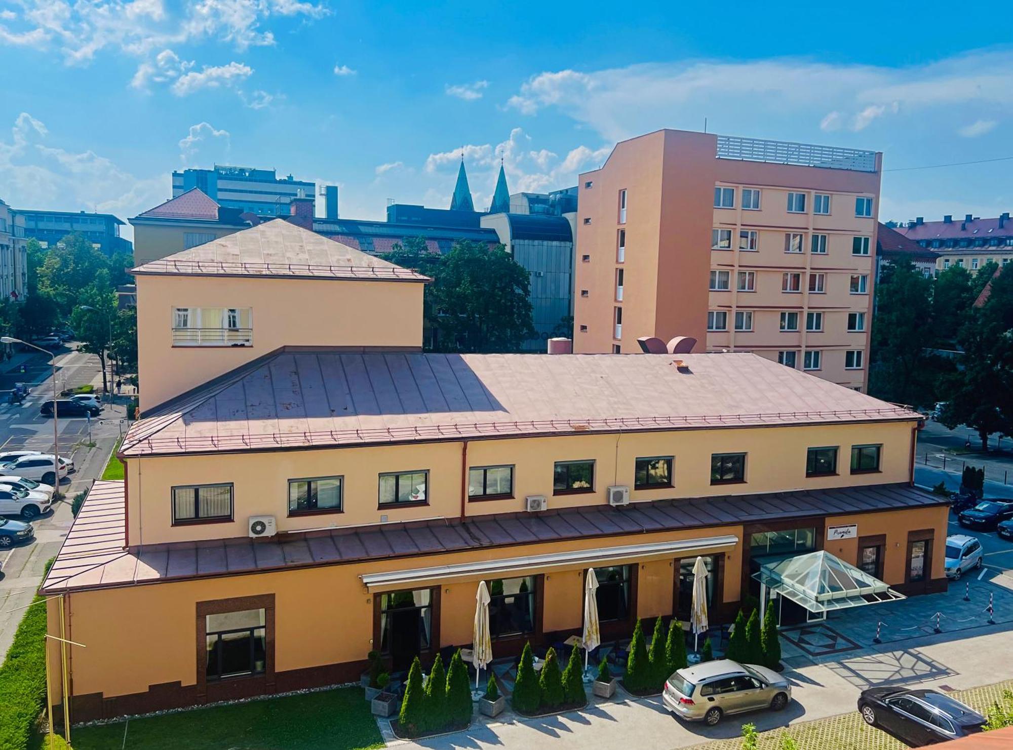 Hotel Piramida Maribor Dış mekan fotoğraf