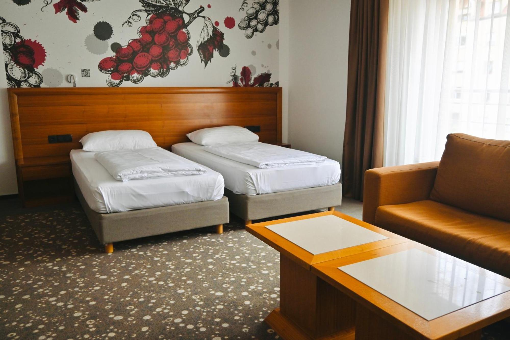 Hotel Piramida Maribor Dış mekan fotoğraf
