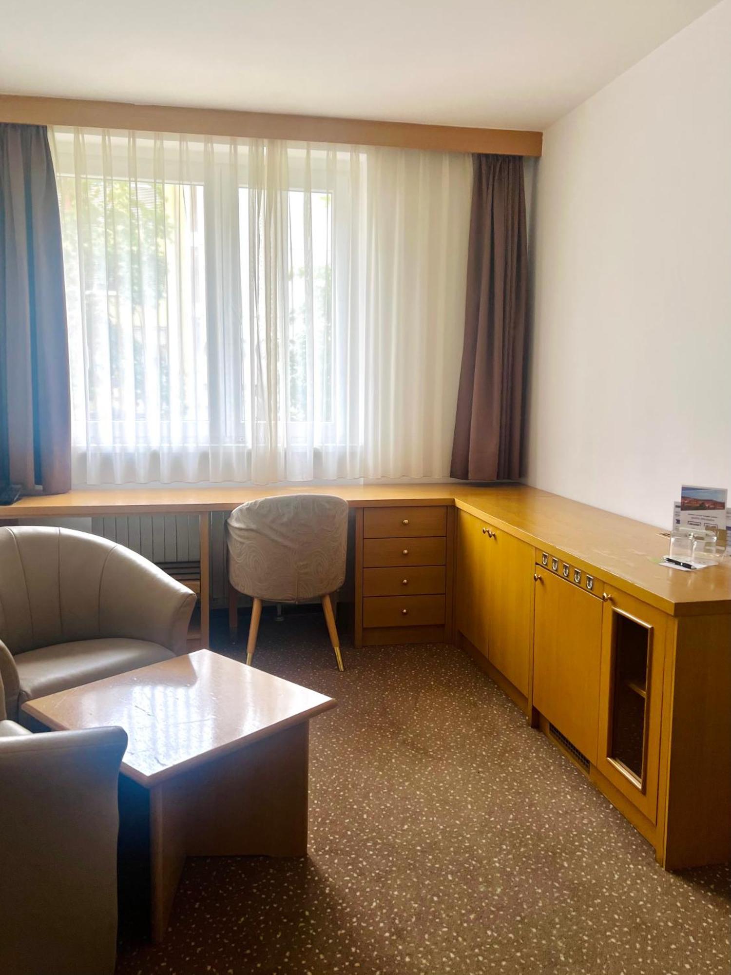 Hotel Piramida Maribor Dış mekan fotoğraf