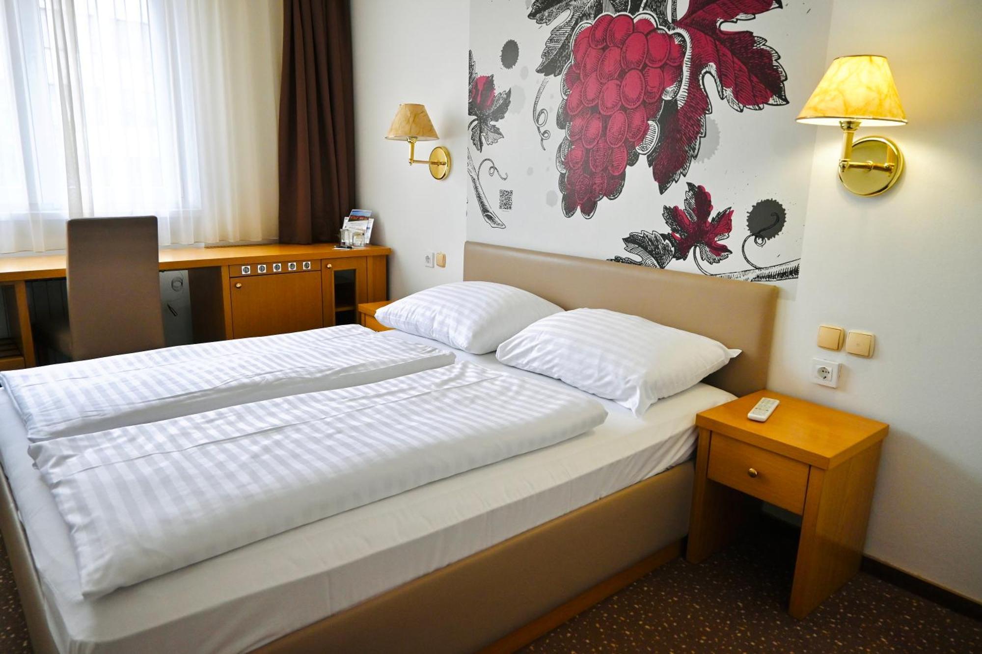 Hotel Piramida Maribor Dış mekan fotoğraf