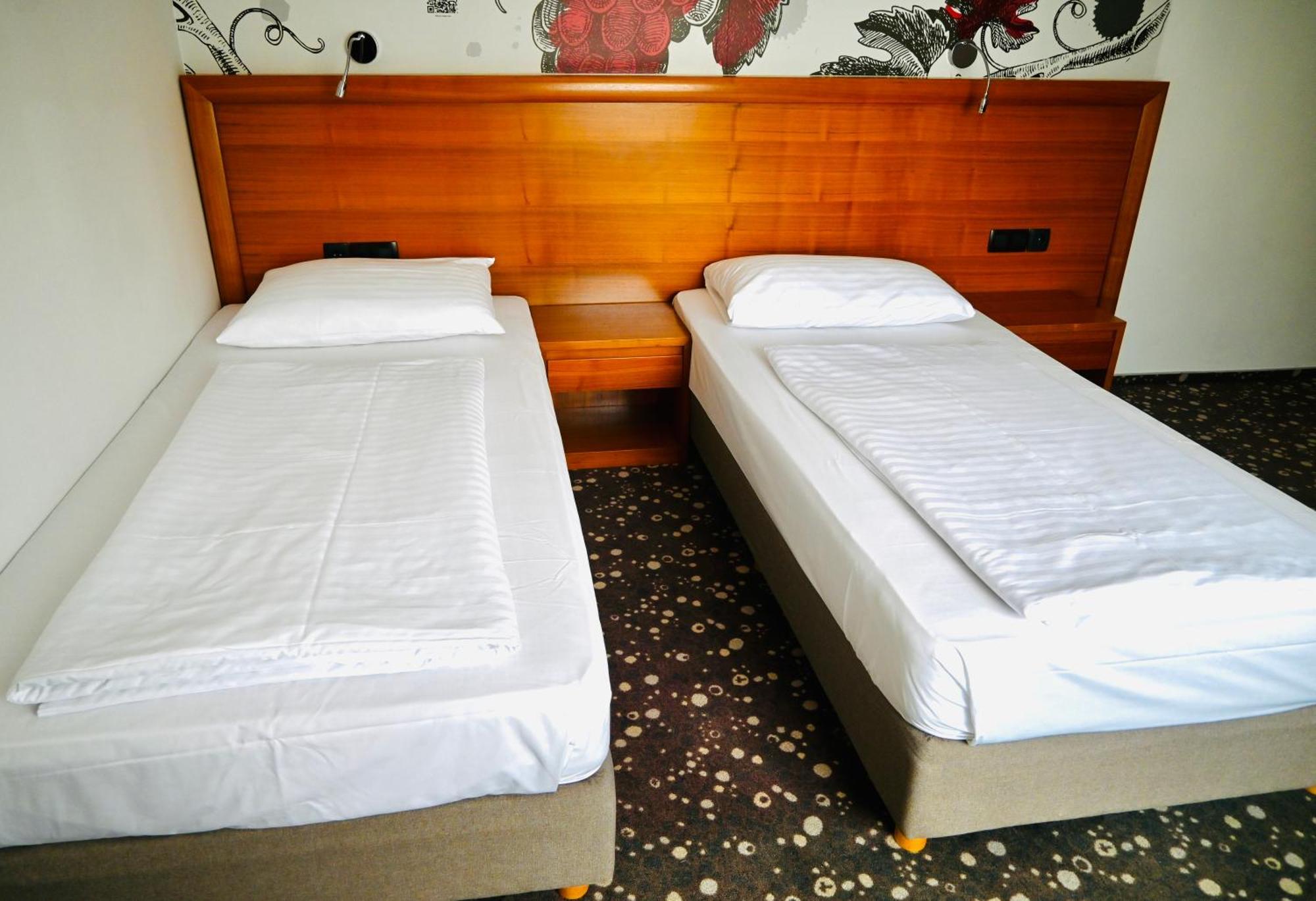 Hotel Piramida Maribor Dış mekan fotoğraf