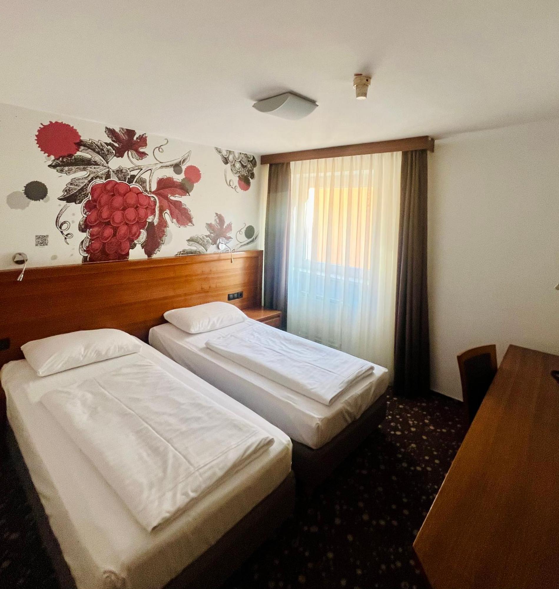 Hotel Piramida Maribor Dış mekan fotoğraf